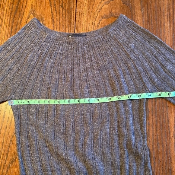 Valerie Bertinelli Gray Knit Sweater Small - Picture 5 of 8